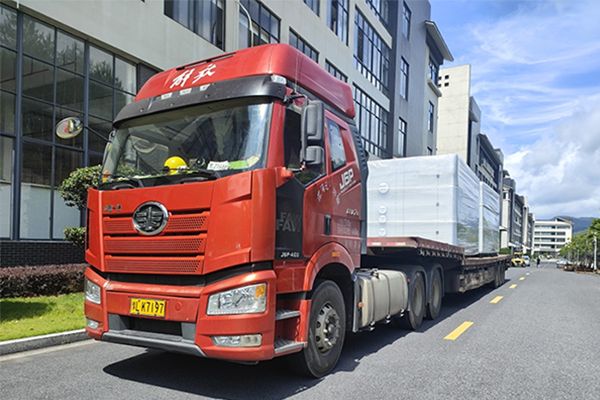 TECBELL开云官方官网登录入口450kW巨无霸螺杆空压机掀起热销风暴